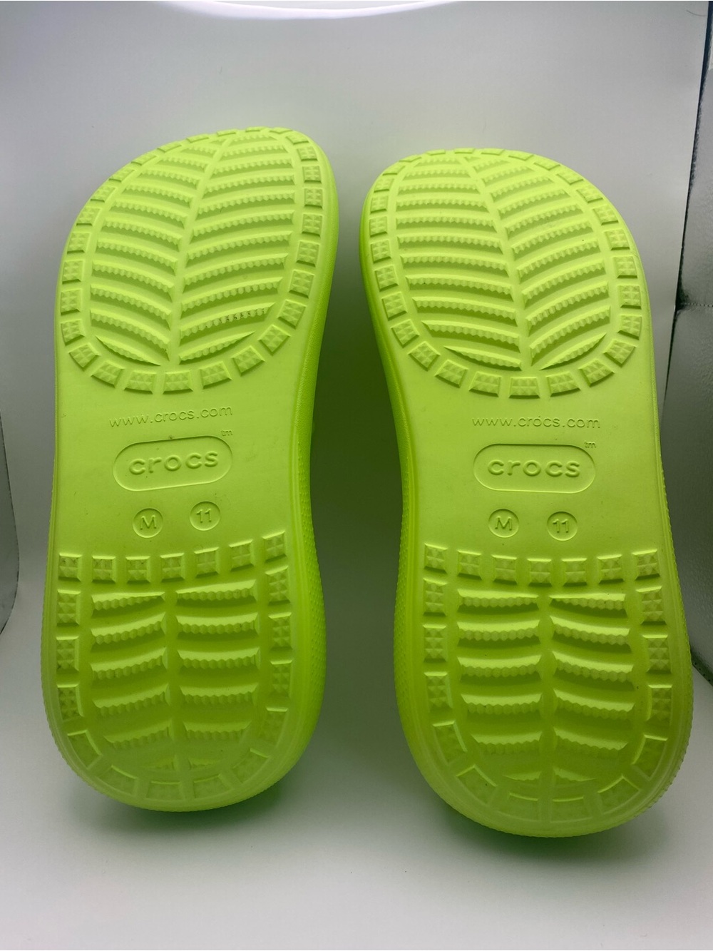 CROCS Neon Lime Platform Double-Strap Slides - Picture 3 of 9